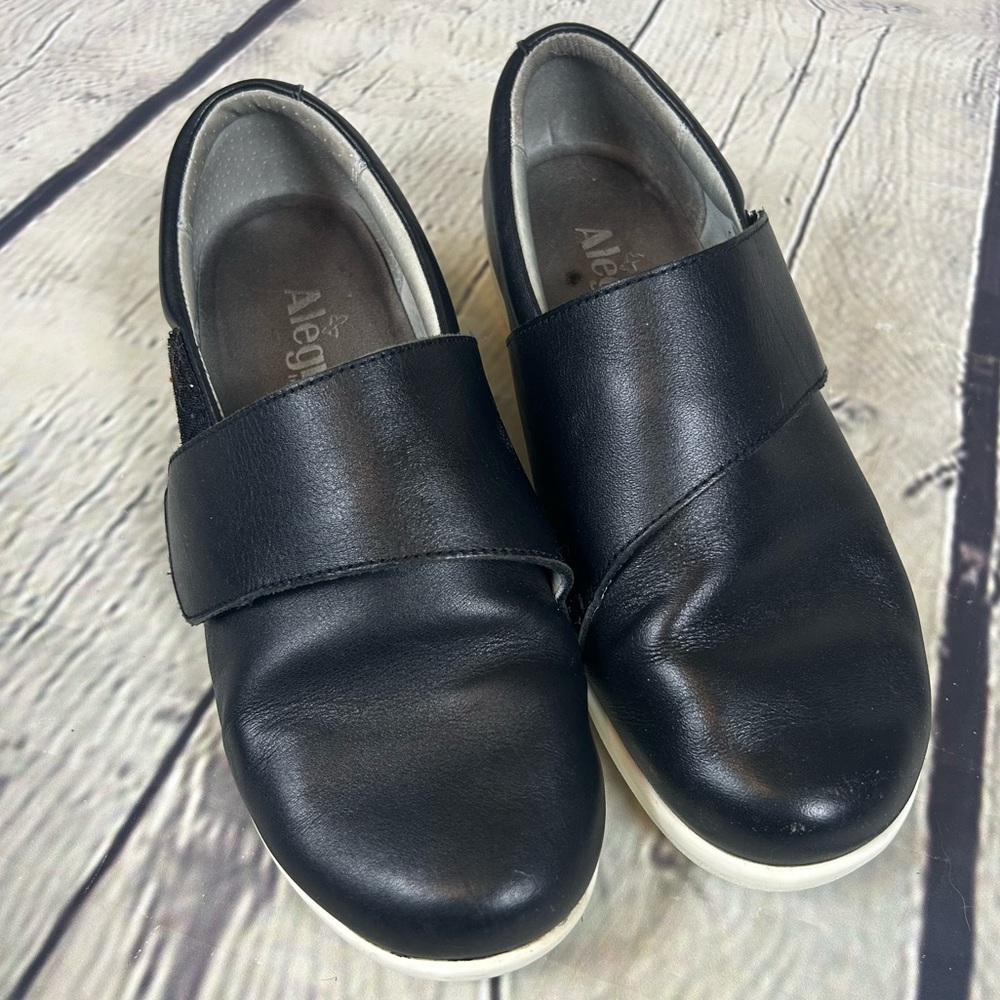 Alegria Qin black Napa leather clog sneakers 38 traq